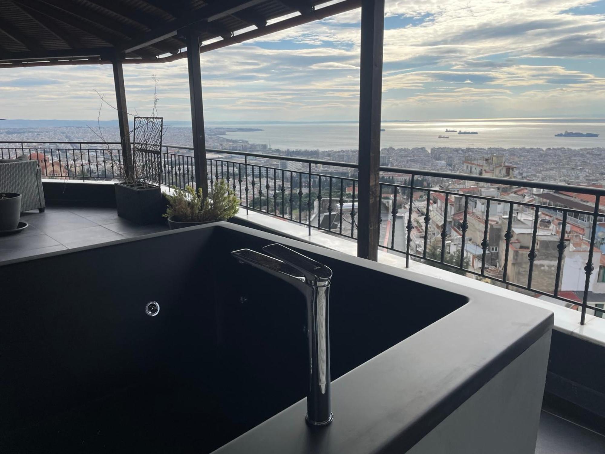 סלוניקי Palazzo Vista Suite&Spa מראה חיצוני תמונה